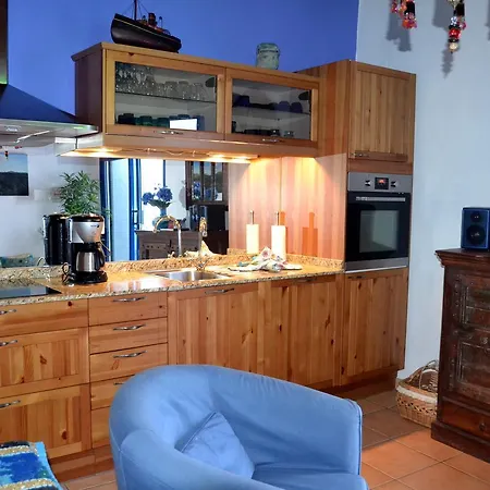 Casita Marinera, Ferienhaus Direkt Am Meer 度假居 *